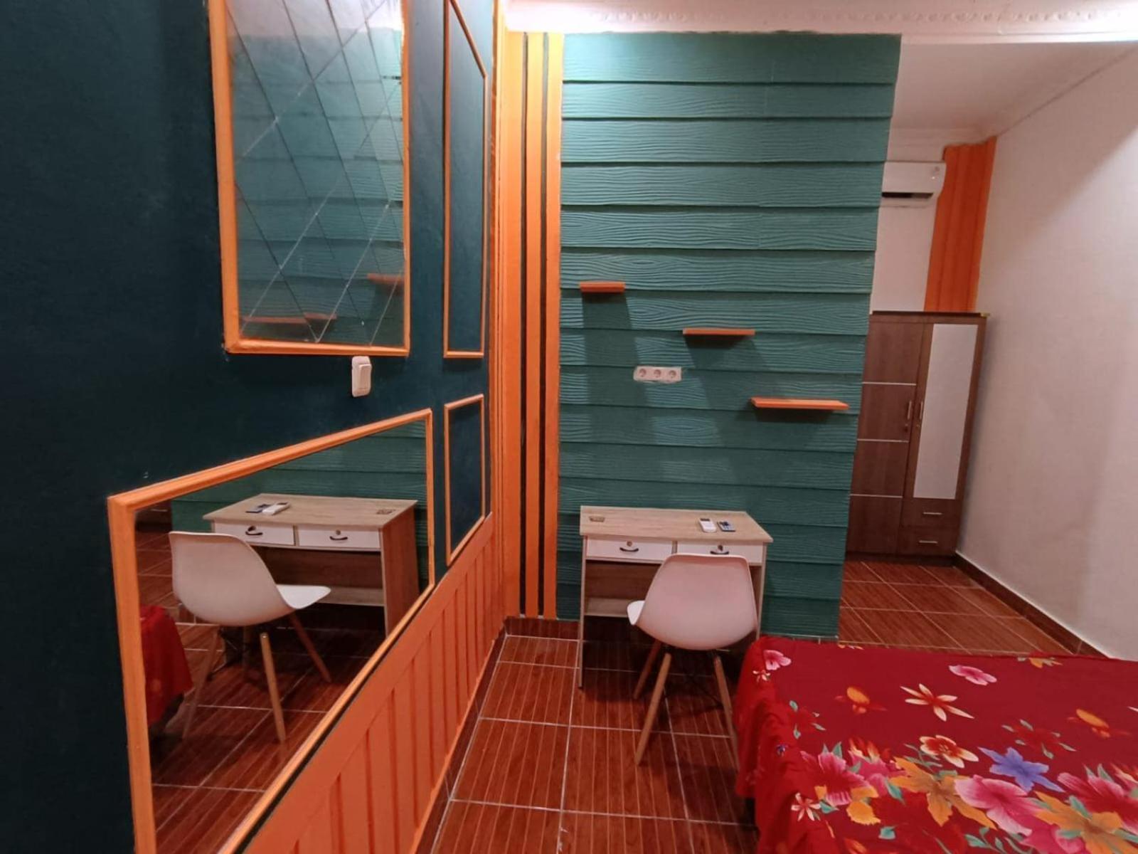 Oyo Life 92977 Neba Kost Aesthetic Hotell Peladen Eksteriør bilde